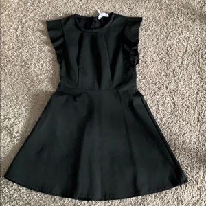 BCBG black ruffle sleeve dress sz 8